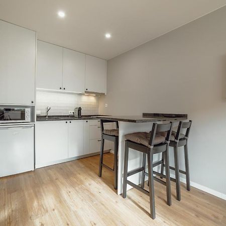 Crystal Palace Garden Stylish Apartment By Vacationy Porto Bagian luar foto