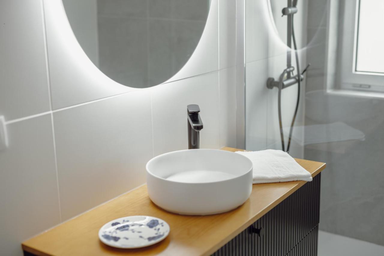 Crystal Palace Garden Stylish Apartment By Vacationy Porto Bagian luar foto