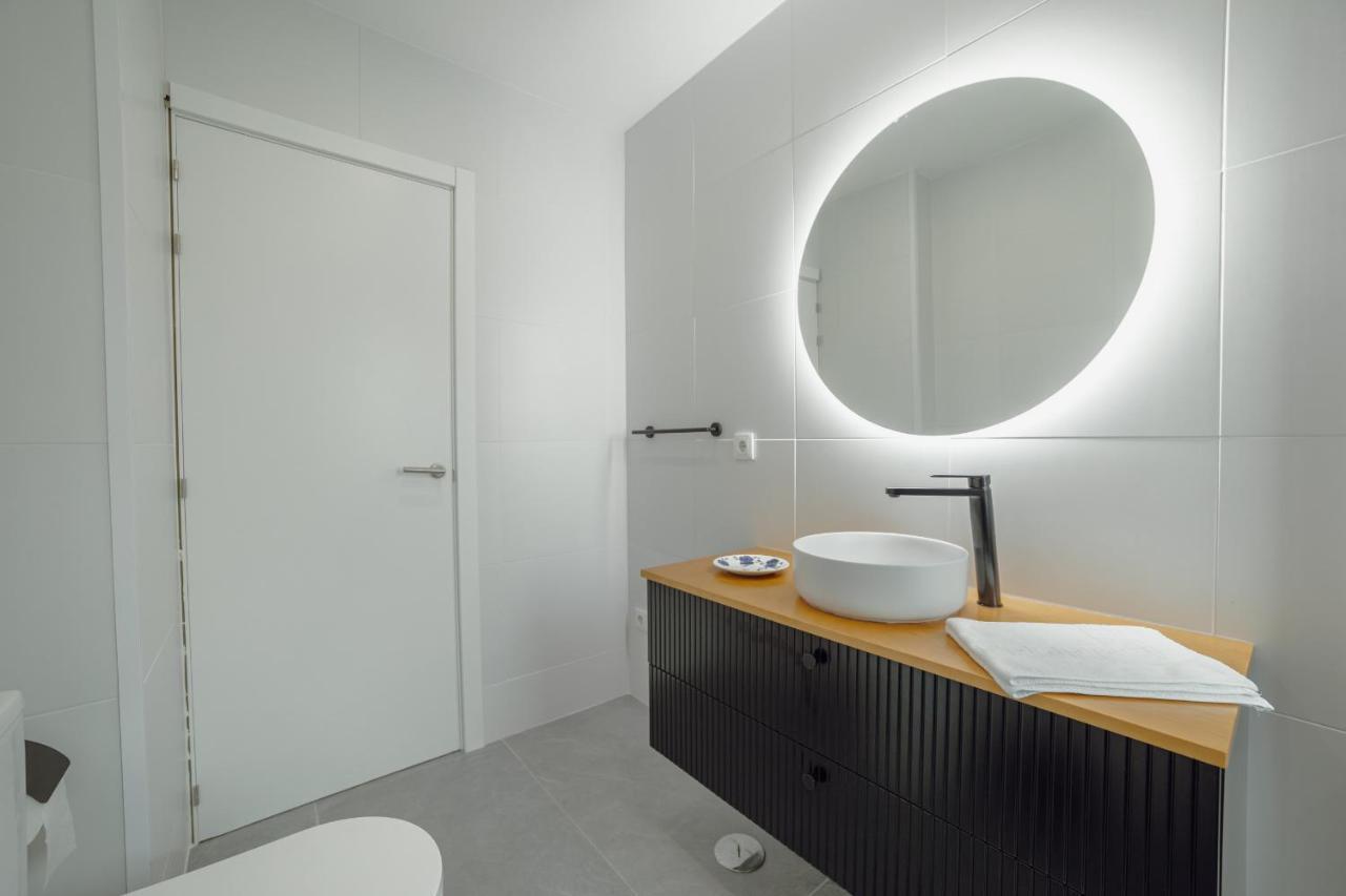 Crystal Palace Garden Stylish Apartment By Vacationy Porto Bagian luar foto